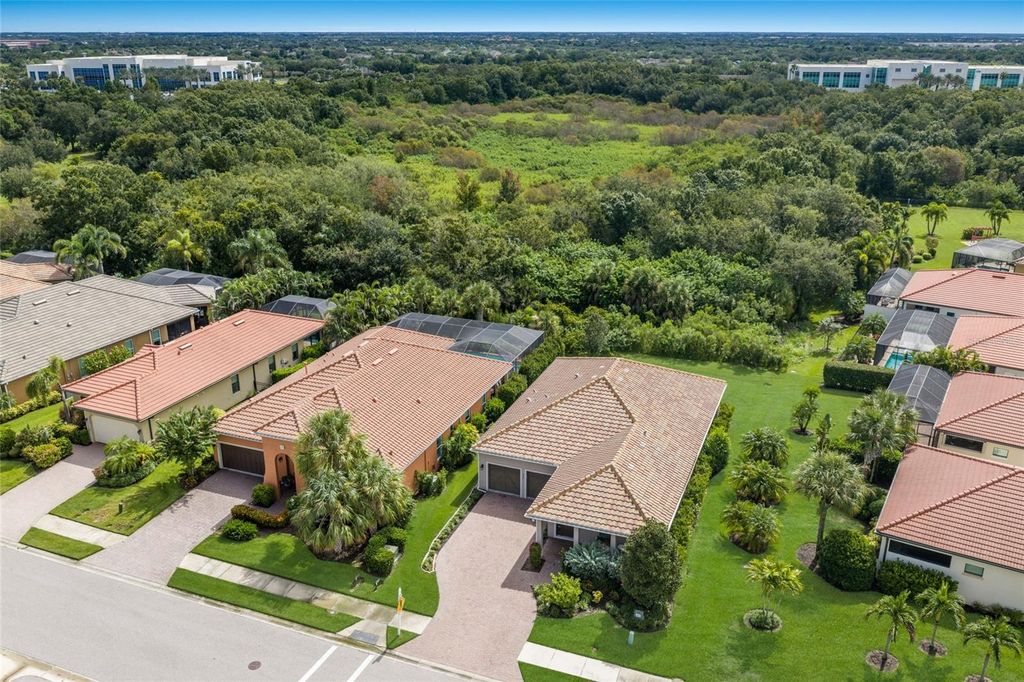 Image 74 of property listing at 4621 ROYAL DORNOCH CIRCLE, Bradenton, FL 34211