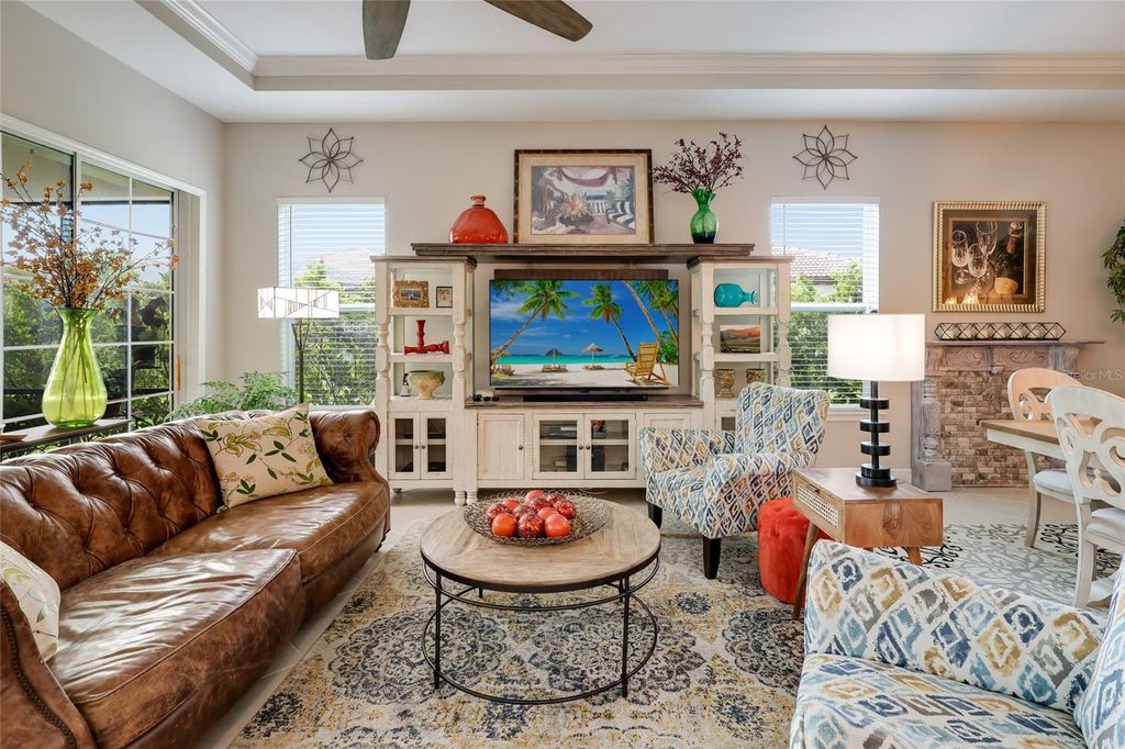 Image 10 of property listing at 4621 ROYAL DORNOCH CIRCLE, Bradenton, FL 34211