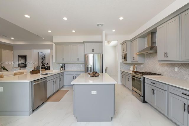 11960 SW Whitewater Falls Ct, Port St. Lucie, FL 34987