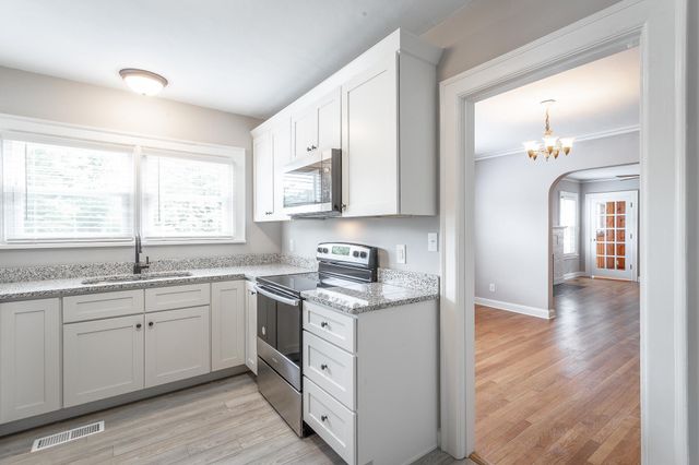 12 Orlando Drive, Chattanooga, TN 37415