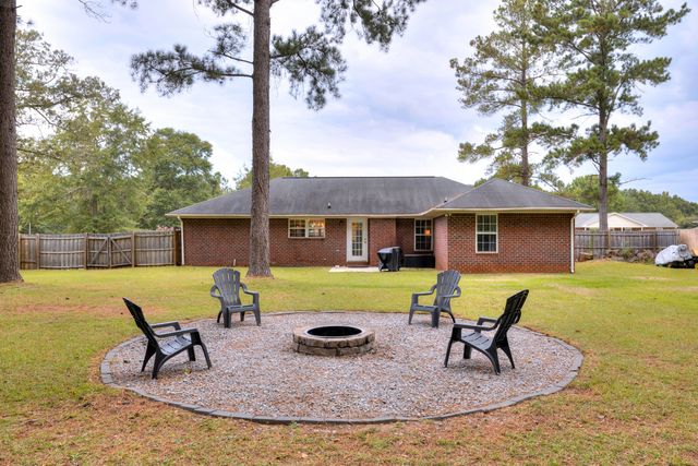 4680 Great Oak Circle, Dalzell, SC 29040