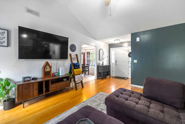 4680 Great Oak Circle, Dalzell, SC 29040