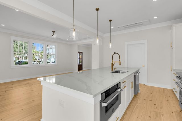 225 Congress Street, Charleston, SC 29403
