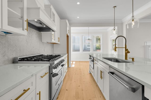 225 Congress Street, Charleston, SC 29403