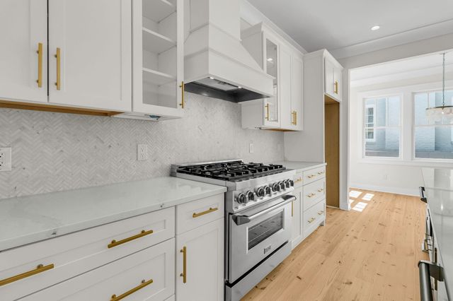 225 Congress Street, Charleston, SC 29403