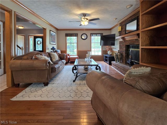 2867 Mapleview Lane, Avon, OH 44011