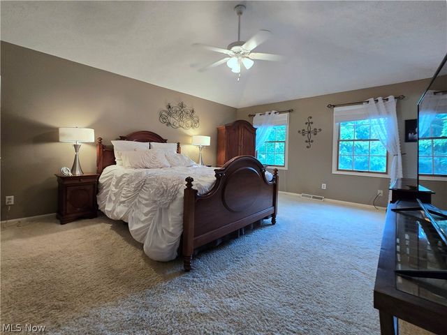 2867 Mapleview Lane, Avon, OH 44011