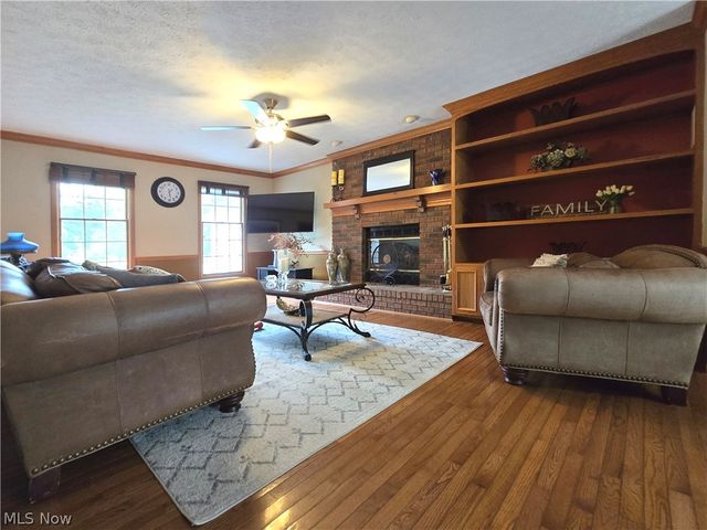 2867 Mapleview Lane, Avon, OH 44011