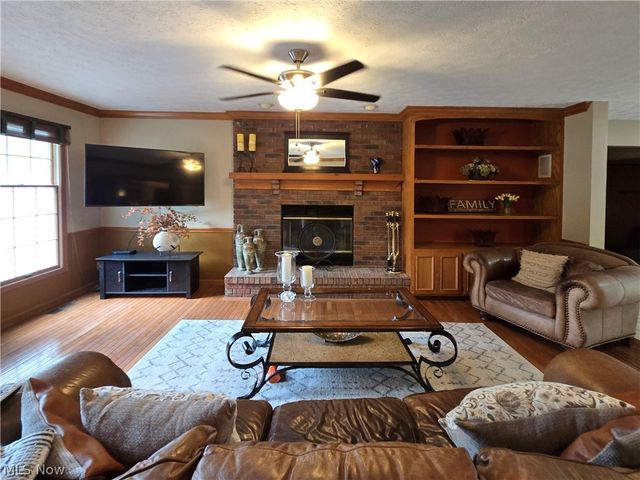2867 Mapleview Lane, Avon, OH 44011