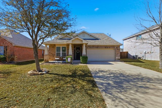 921 John Kennedy Drive, Saginaw, TX 76179