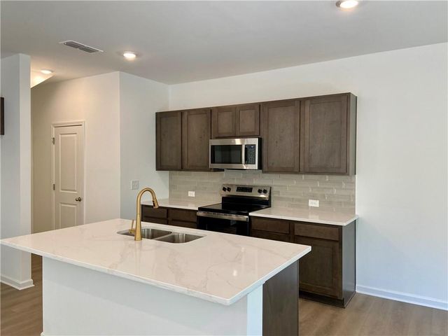 5491 Allegro Lane, Flowery Branch, GA 30542