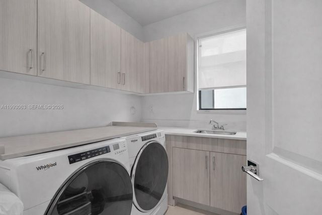 8019 NW 46th Terrace, Doral, FL 33166