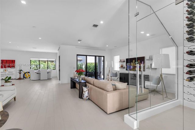 8019 NW 46th Terrace, Doral, FL 33166