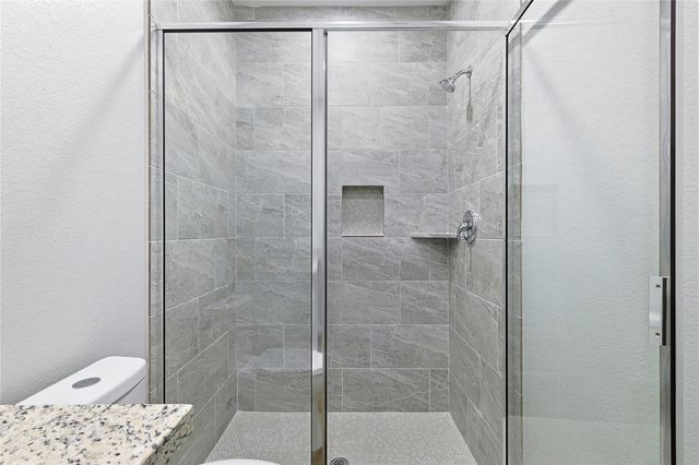 19210 Akin Drive, Crosby, TX 77532