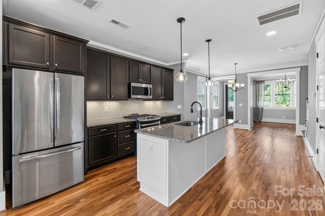 720 Waterscape Court, Rock Hill, SC 29730