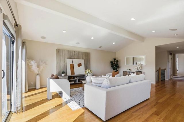 20768 Scenic Vista Drive, San Jose, CA 95120