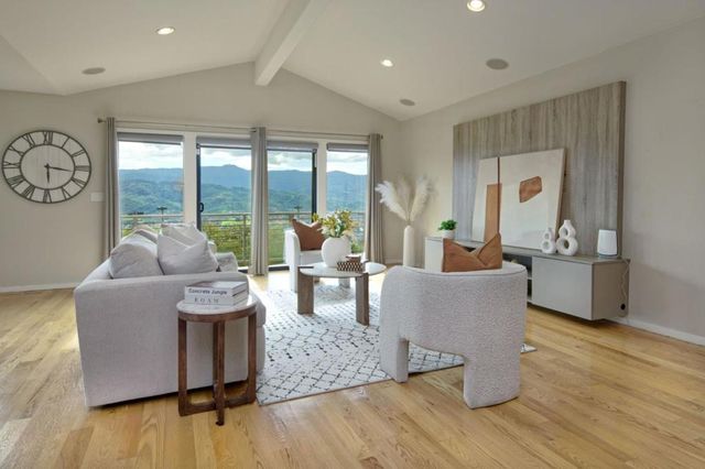 20768 Scenic Vista Drive, San Jose, CA 95120