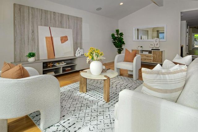 20768 Scenic Vista Drive, San Jose, CA 95120