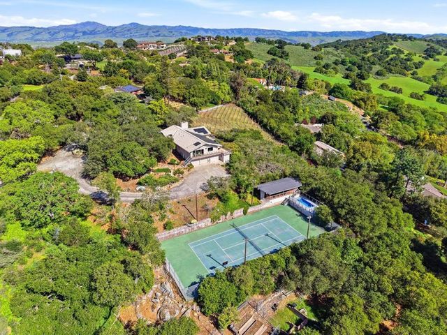 20768 Scenic Vista Drive, San Jose, CA 95120