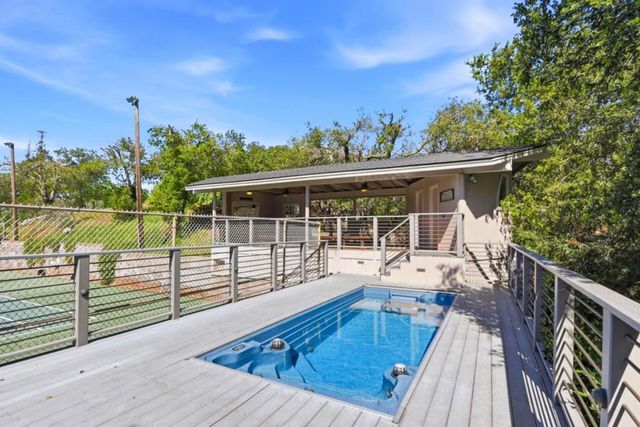 20768 Scenic Vista Drive, San Jose, CA 95120