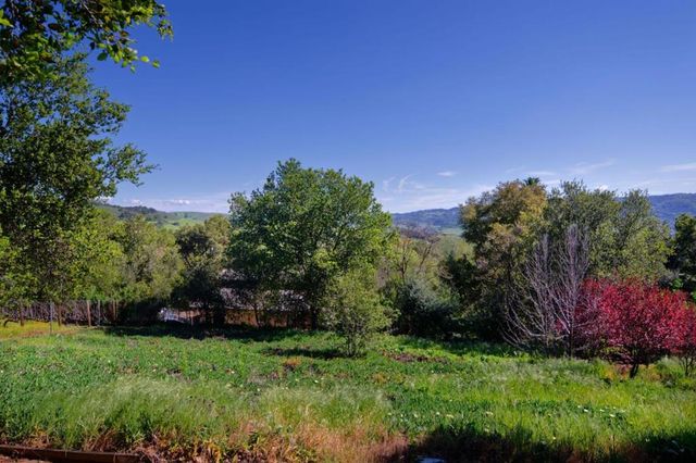 20768 Scenic Vista Drive, San Jose, CA 95120