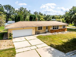 179 Letsch Road, Waterloo, IA 50701
