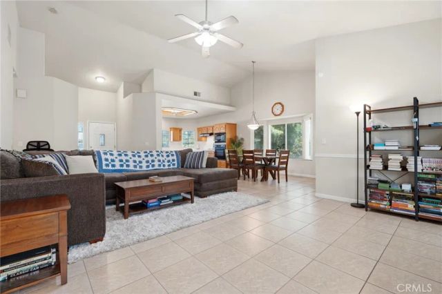4651 W Morris Avenue, Fresno, CA 93722