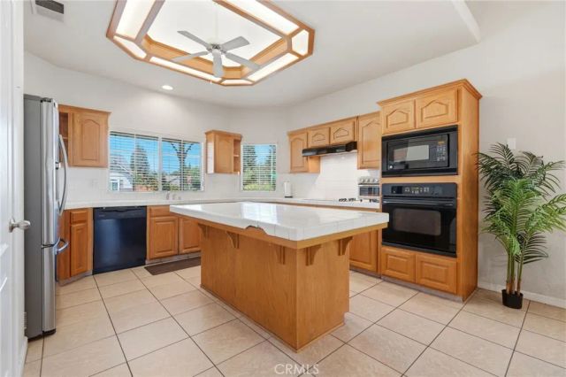 4651 W Morris Avenue, Fresno, CA 93722