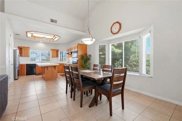 4651 W Morris Avenue, Fresno, CA 93722