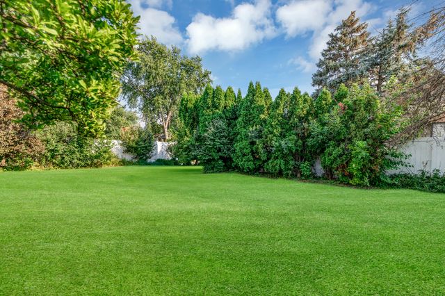 2315 Stepstone Lane, Hanover Park, IL 60133