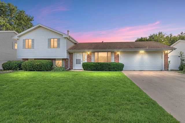 2315 Stepstone Lane, Hanover Park, IL 60133