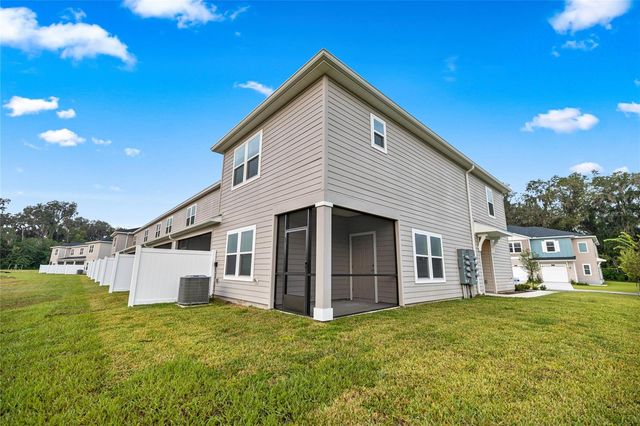 3589 SE 37TH COURT, Ocala, FL 34480