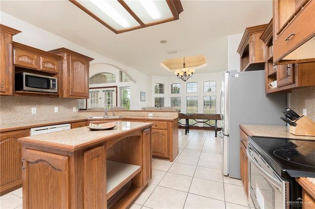 1213 Rhett Drive, Pharr, TX 78577