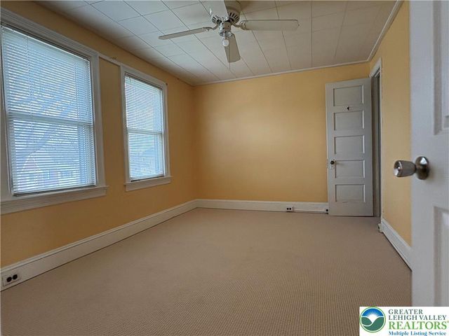 754 East Washington Avenue, Bethlehem City, PA 18017