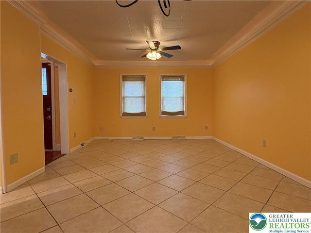 754 East Washington Avenue, Bethlehem City, PA 18017