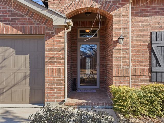 357 Coral Vine Lane, Burleson, TX 76028