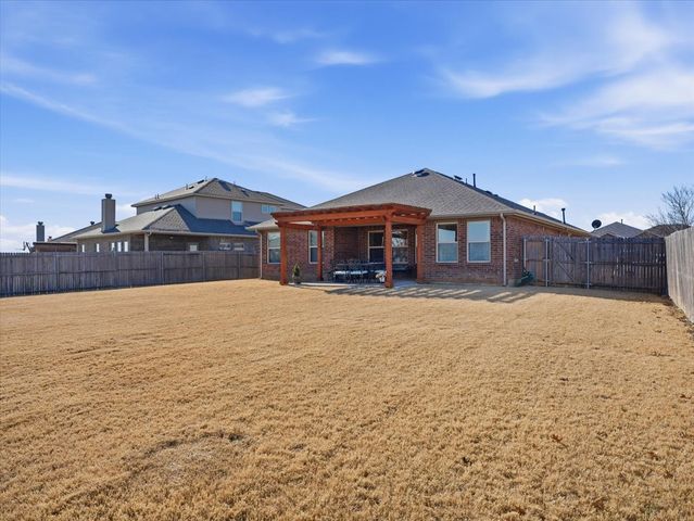 357 Coral Vine Lane, Burleson, TX 76028