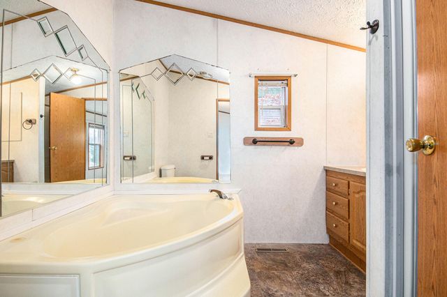 3260 W Ridge Street, White Cloud, MI 49349