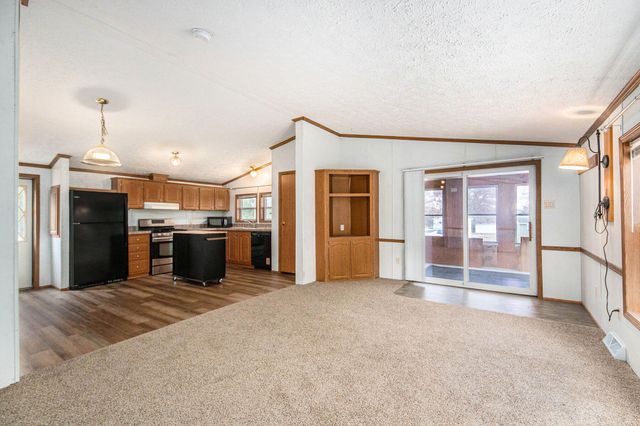 3260 W Ridge Street, White Cloud, MI 49349