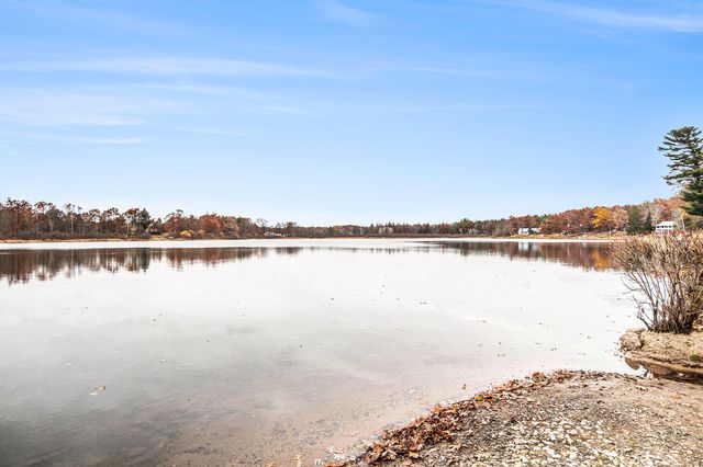 3260 W Ridge Street, White Cloud, MI 49349