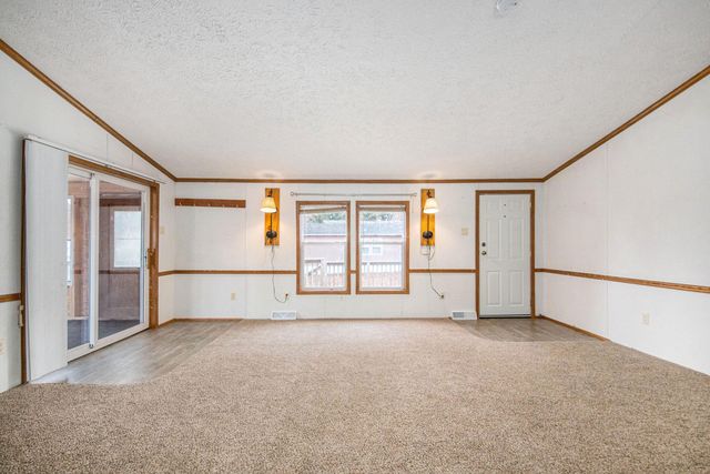 3260 W Ridge Street, White Cloud, MI 49349