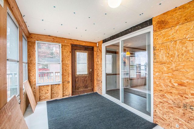 3260 W Ridge Street, White Cloud, MI 49349