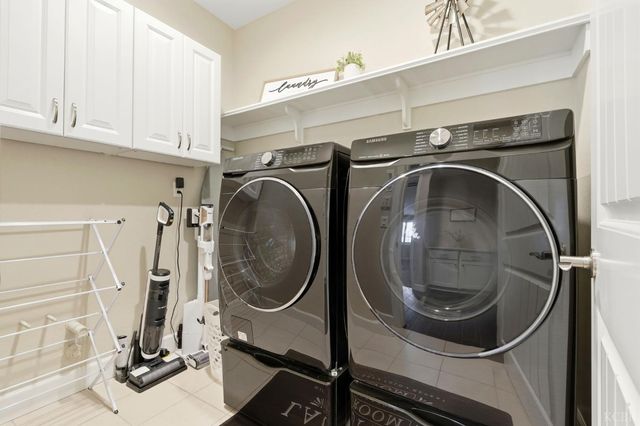 3262 N Morning Dove Lane, Hanford, CA 93230