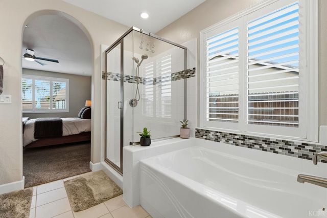 3262 N Morning Dove Lane, Hanford, CA 93230