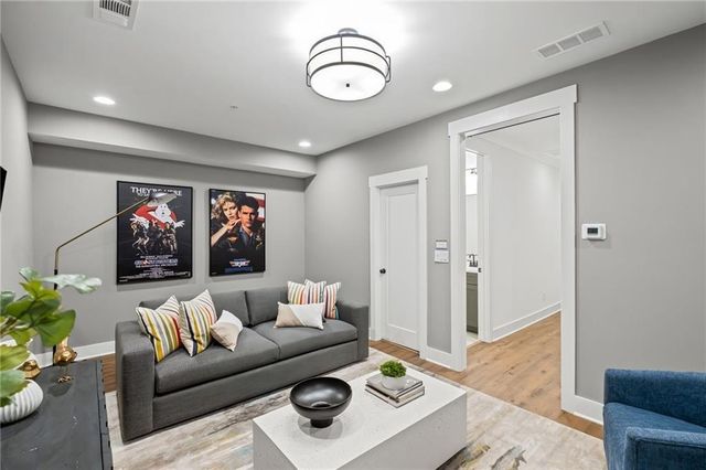 3470 Commander Cove, Suwanee, GA 30024