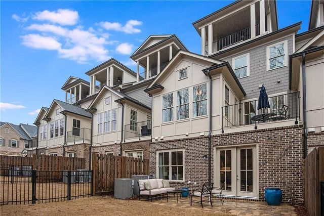 3470 Commander Cove, Suwanee, GA 30024