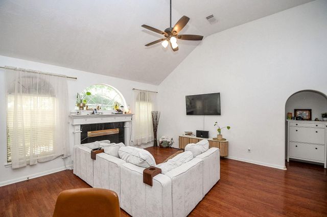 24010 Doverwick Drive, Tomball, TX 77375