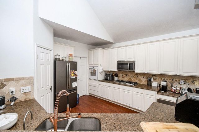 24010 Doverwick Drive, Tomball, TX 77375