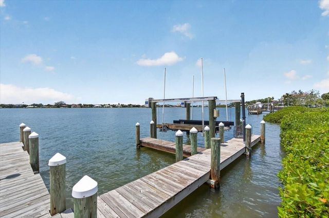 216 SUNRISE DRIVE, Nokomis, FL 34275