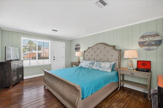 216 SUNRISE DRIVE, Nokomis, FL 34275
